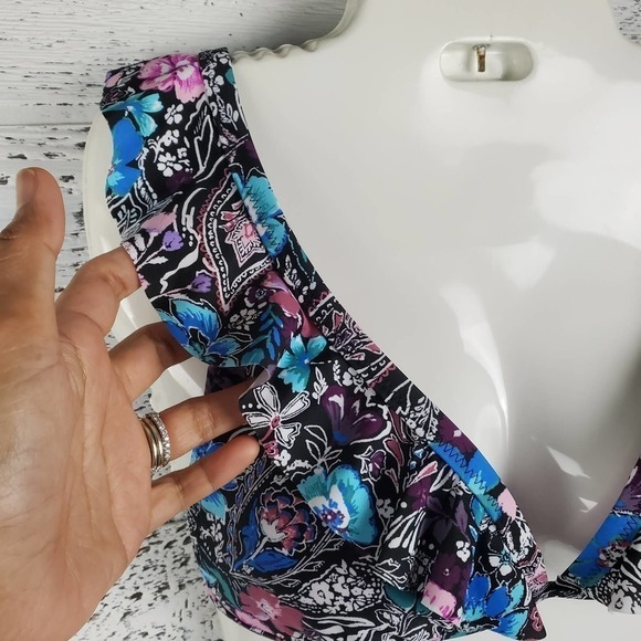 Shade & Shore Tropical Black Floral 2 Piece Swimsuit Ruffled Bikini Set - Picture 3 of 8